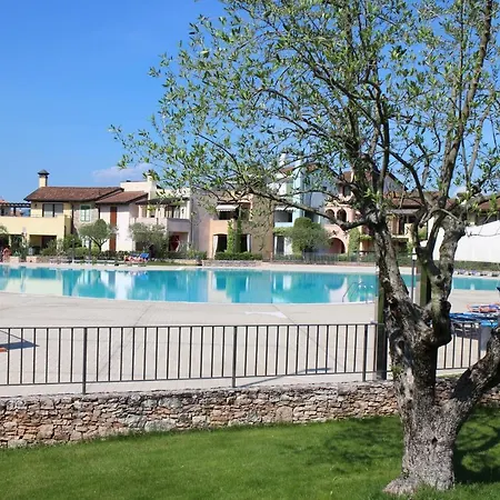 Holidays Garda Village Holiday park Peschiera del Garda