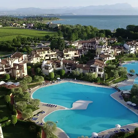 Holidays Garda Village Holiday park Peschiera del Garda